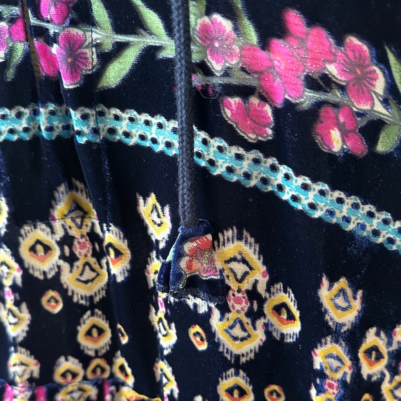 Johnny Was Summer Melina Velvet Burnout Tunic Hoodie - Picture 9 of 13